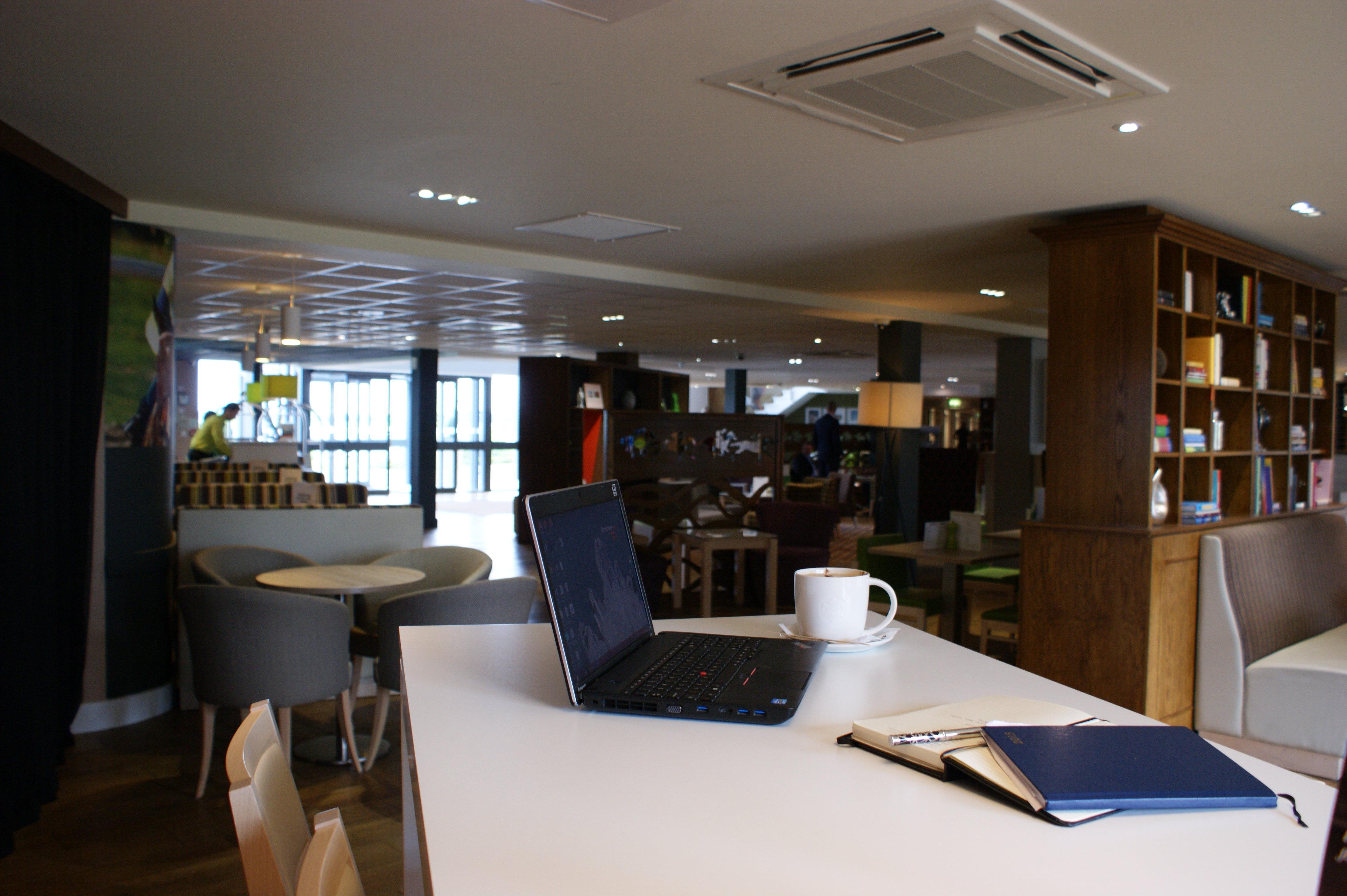 Holiday Inn Huntingdon Racecourse By Ihg Eksteriør bilde