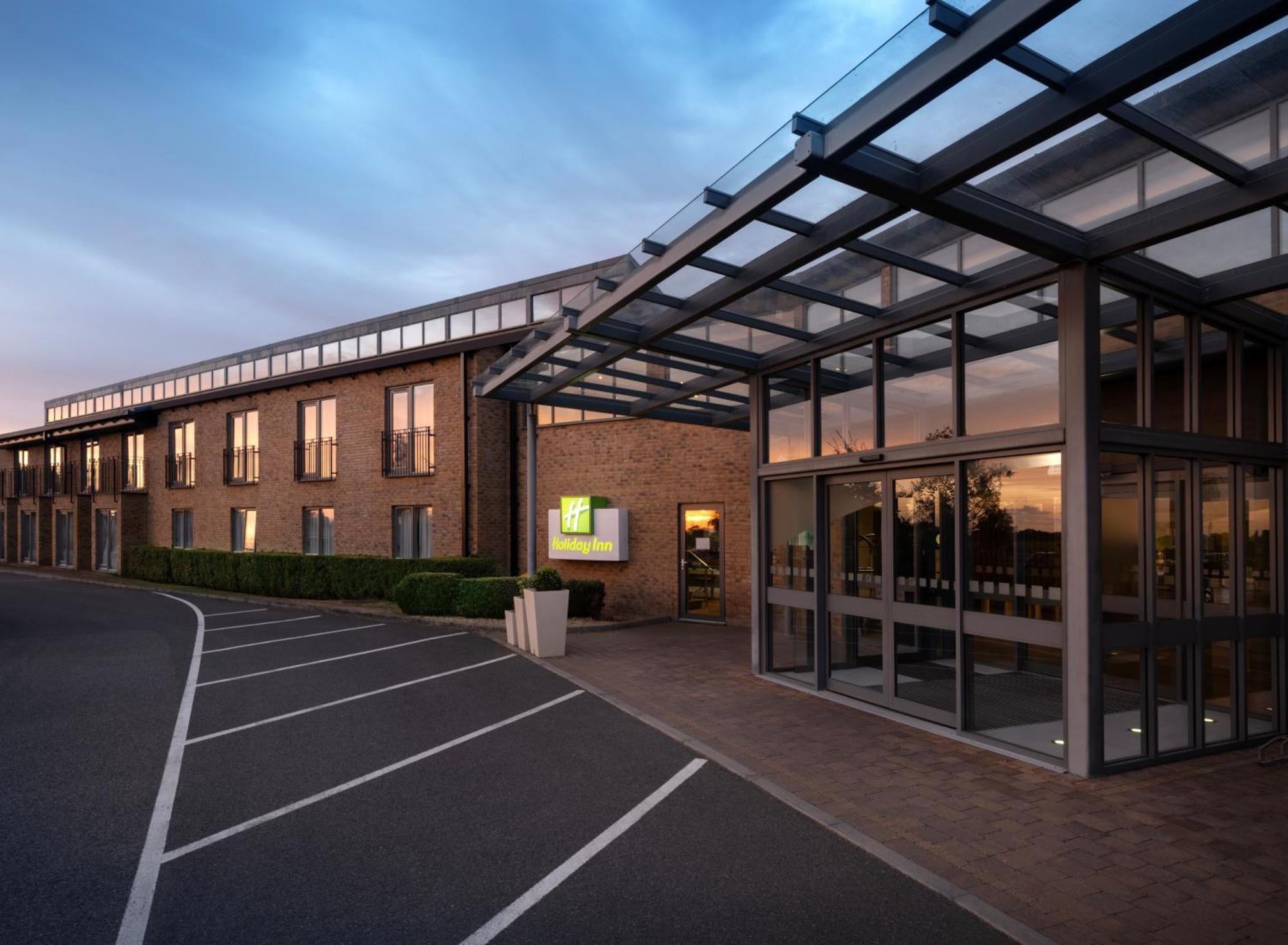 Holiday Inn Huntingdon Racecourse By Ihg Eksteriør bilde