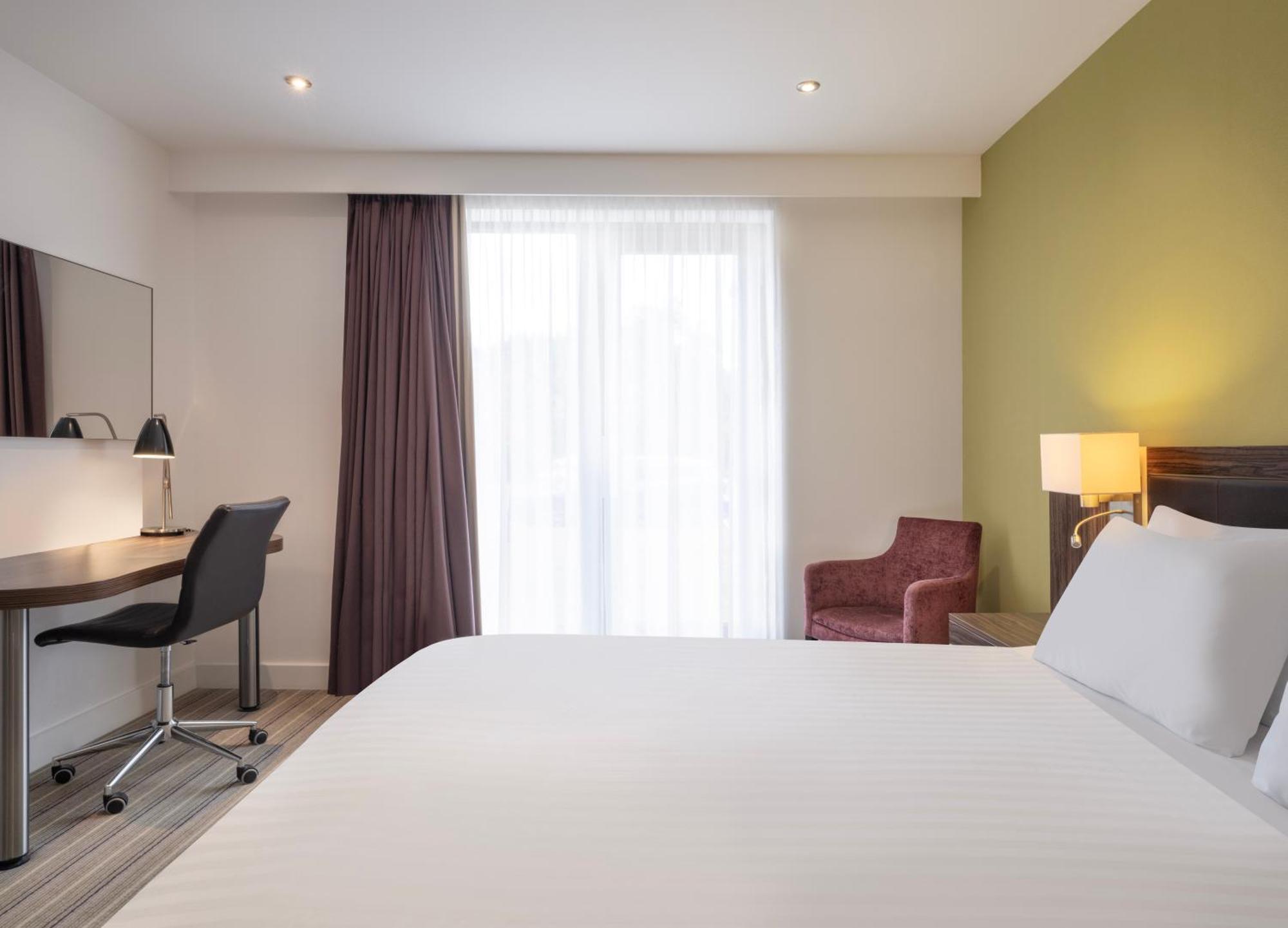 Holiday Inn Huntingdon Racecourse By Ihg Eksteriør bilde