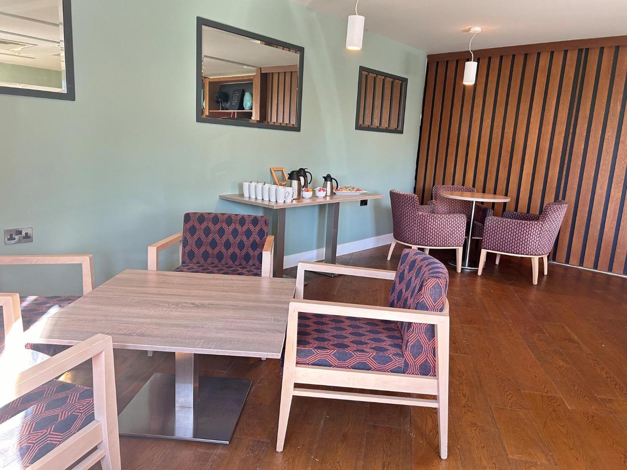 Holiday Inn Huntingdon Racecourse By Ihg Eksteriør bilde